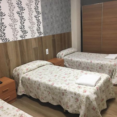 Pension Blanquita Логроньйо Екстер'єр фото